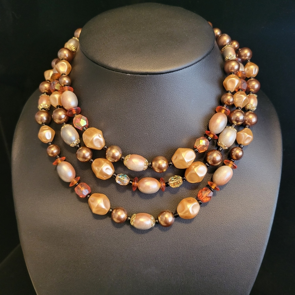 Vintage Faux Pearl Beaded Necklace
